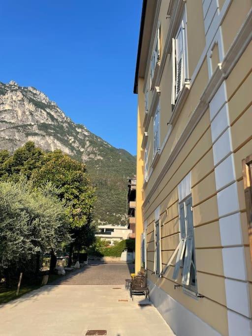 The Lime Tree Cozy Flat Daire Riva del Garda Dış mekan fotoğraf